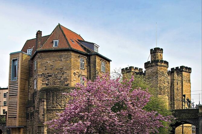 1-Hour and a Half Walking Guided Tour in Medieval Newcastle - Reviews and Ratings