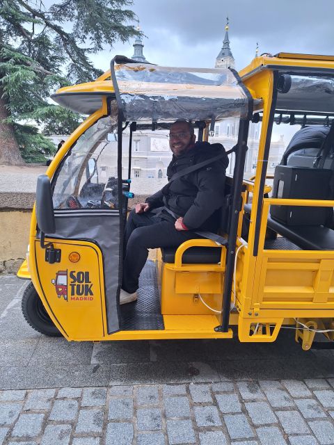 2-Hour Tuk Tuk Tour of the Best of Madrid With Audio Guide - Guide and Language Options