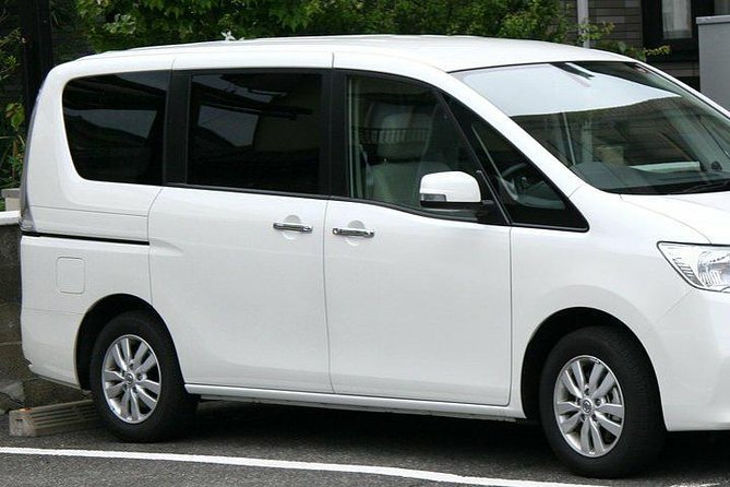 Airport Transfers in Nairobi - Private Transfer for Your Party