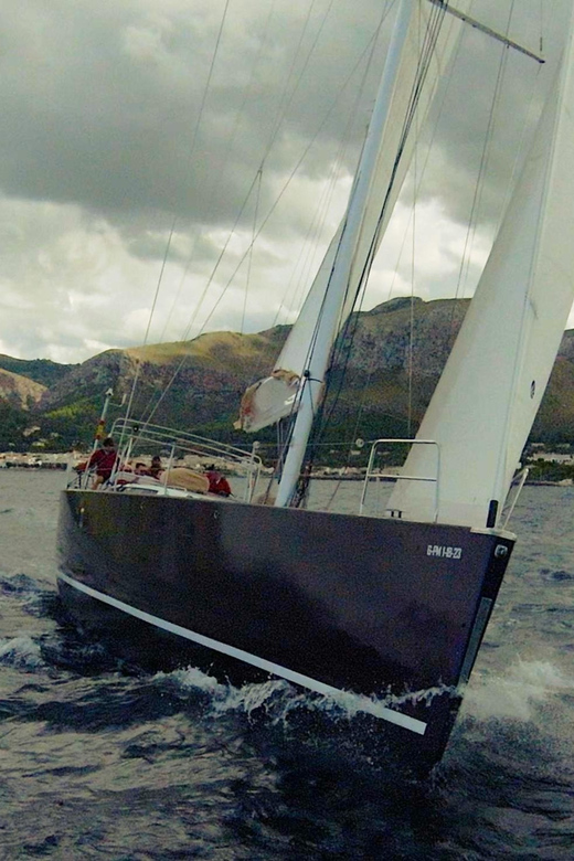 Alcudia: Unique All-inclusive Full Day Sailing Trip - Onboard Amenities