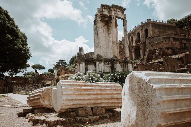 Ancient Rome Tour and Colosseum With Gladiator'S Gate (Shared) - Accessibility and Participation