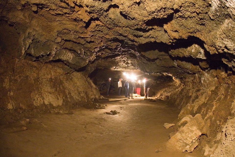 Bend: Starlight Cave Walking Tour With Dessert and a Drink - Tour Details