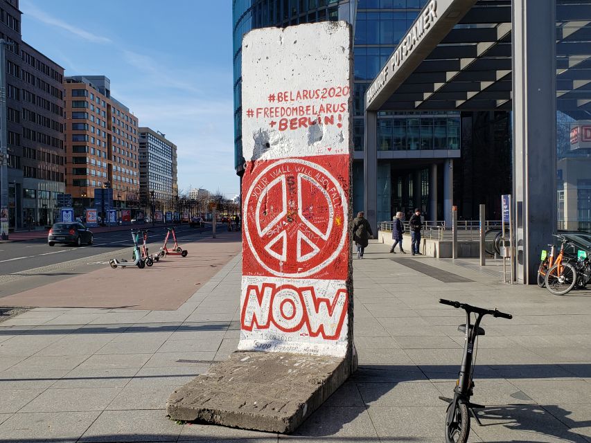 Berlin: a Private City Rally Along the Berlin Wall - Ghost Train Stations