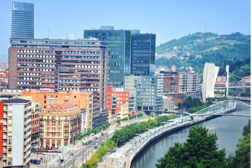 Bilbao : Private Custom Walking Tour With a Local Guide - Tour Inclusions and Highlights