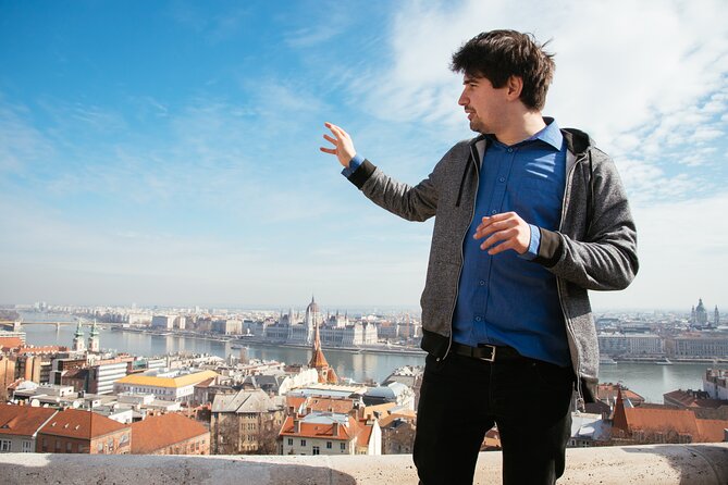 Buda Castles Secrets With a Historian - Meeting Point and Pickup