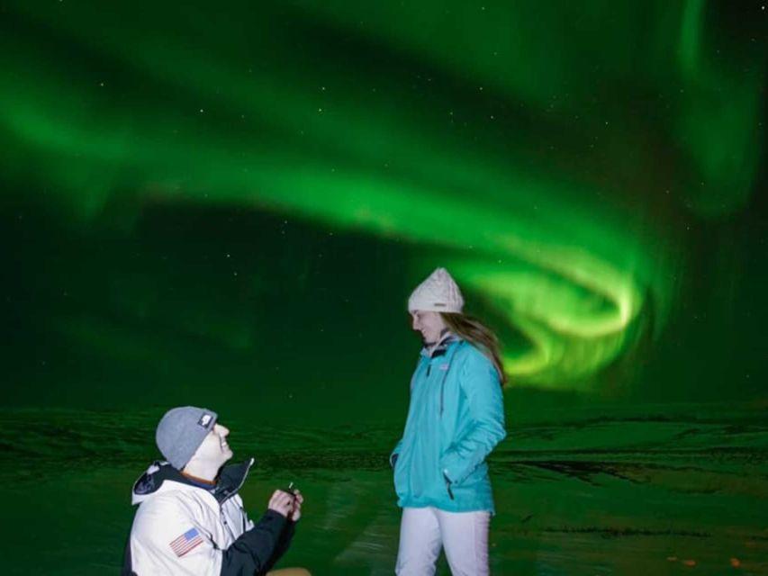 Chase the Aurora: Private Northern Lights Adventure Tour - Cinnamon Rolls and Hot Drinks