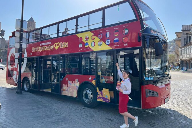 City Tour Tbilisi on Red Bus - Accessibility and Guide Details