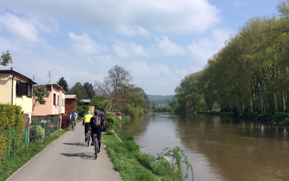 Coutryside Bike Tour to Karlstejn Castle. - Inclusions