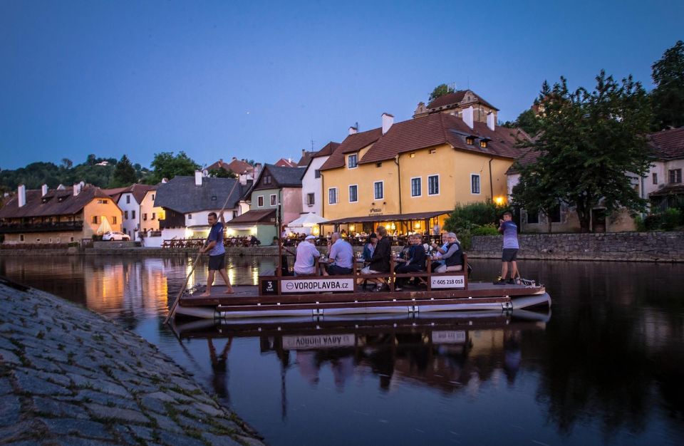 Czech Krumlov: Advent Wooden Raft River Cruise - Cruise Details