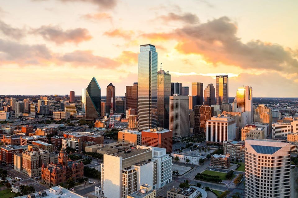 Dallas: Guided Sightseeing Tour in a Comfortable Vehicle - Transportation and Comfort