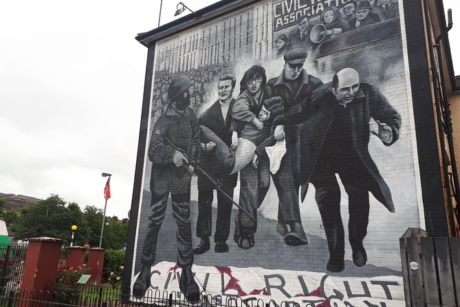 Derry City Bloody Sunday Bogside Murals Walking Tour - Meeting and Pickup Information