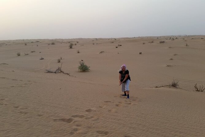 Desert Safari Dubai With BBQ Dinner and Belly Dance - Entertainment Highlights