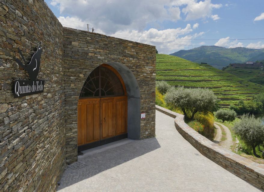 Douro Valley: Winery Tour at Quinta Do Tedo and Tastings - Wine Tasting Experience