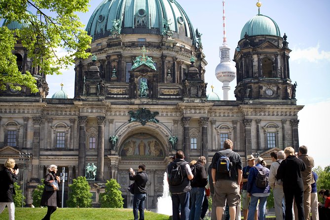 Explore Berlin Shore Excursion: Top Attractions Private Tour From Warnemuende - Key Landmarks Visited