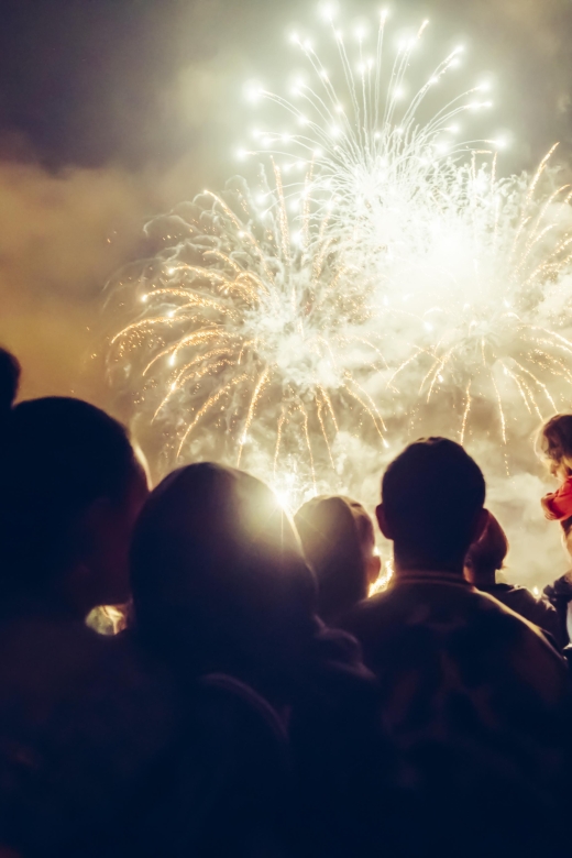 Fort Walton Beach: Fireworks Cruise on the Emerald Coast - Experience Highlights