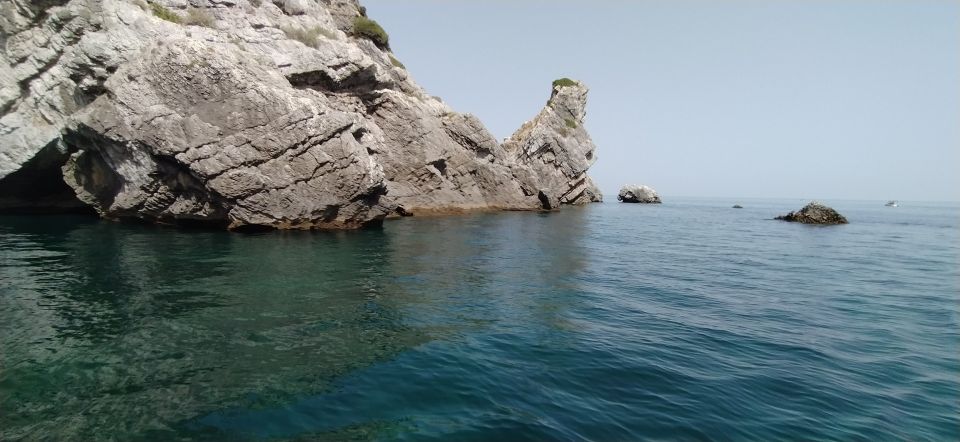 From Sesimbra: Ribeira Do Cavalo Beach and Caves Boat Tour - Tour Inclusions