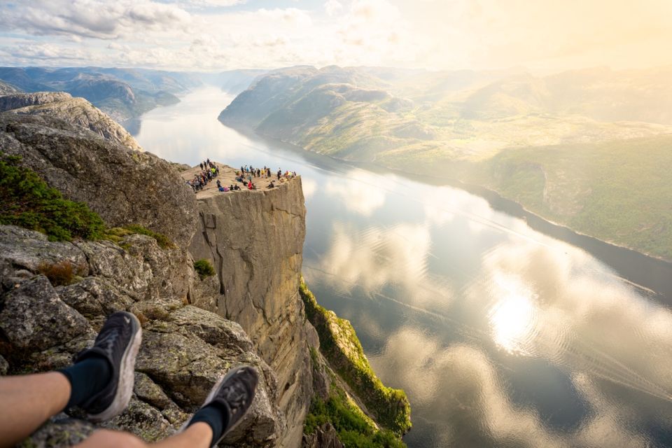 From Stavanger: Pulpit Rock Guided Hike With Pickup - Itinerary Highlights