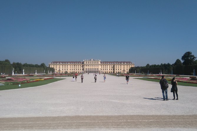 Full-Day Vienna Private Tour From Prague - Traveler Experiences