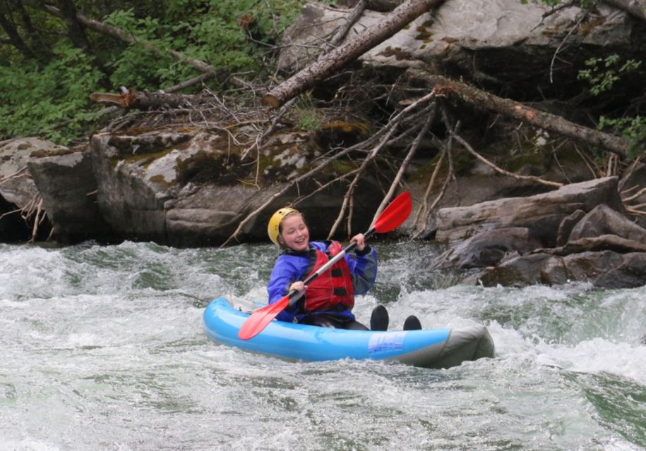 Gardiner: Inflatable Kayak Trip on the Yellowstone River - Safety and Instruction