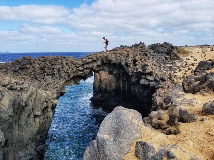 Graciosa Island: Jeep Safari Playa De Las Conchas - Inclusions and Exclusions