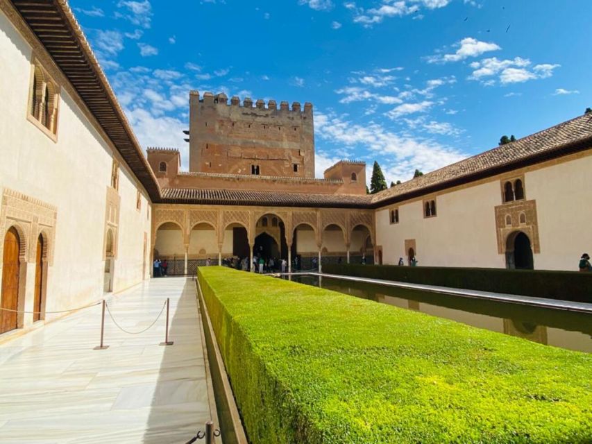 Granada: Alhambra Guided Tour With Nasrid Palaces - Inclusions and Exclusions