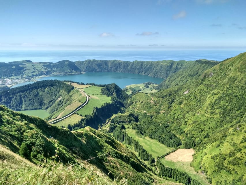 Guided Van Tour Sete Cidades, Lagoa Do Fogo – Volcanic Lakes - Key Stops