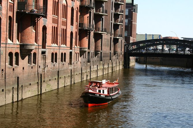 Hamburg Harbor Tour With a Barge - Onboard Facilities