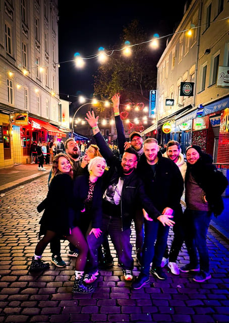 Hamburg: Night Pub Crawl Through the Reeperbahn - Downing Shots With the Group