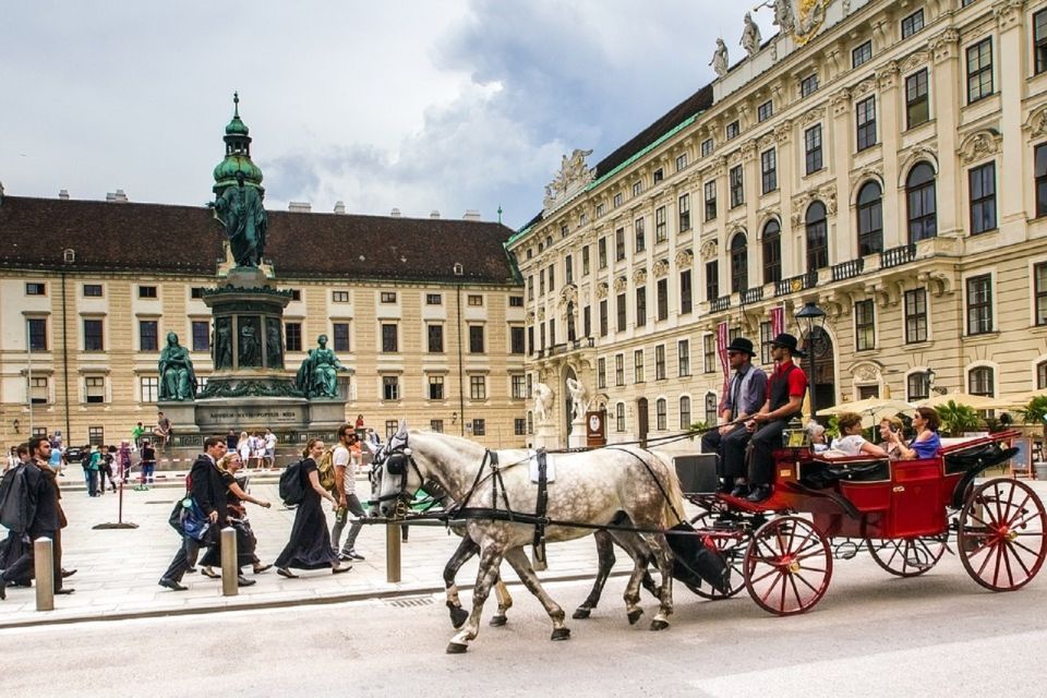 Highlights of the Historic Center of Vienna Private Tour - Exploring the Historic Center