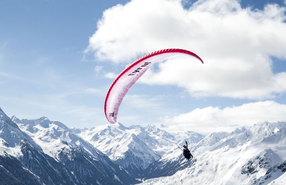 Innsbruck: Paragliding Adventure - Magnificent Mountain Views