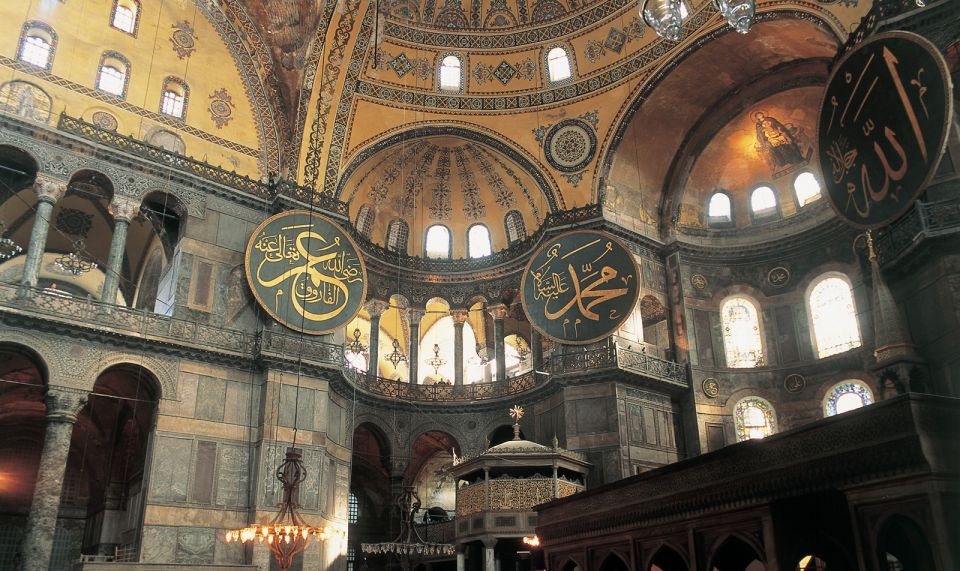 Istanbul: Half-Day Morning Hagia Sophia & Blue Mosque Tour - Hagia Sophia Exploration