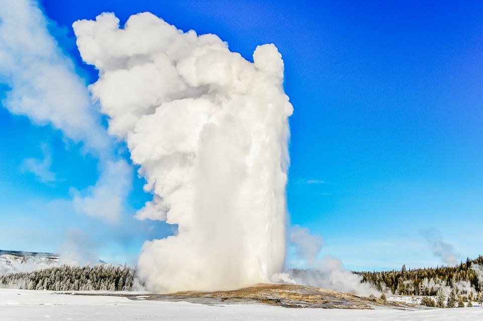 Jackson: 2-Day Yellowstone National Park Tour With Lunches - Tour Details