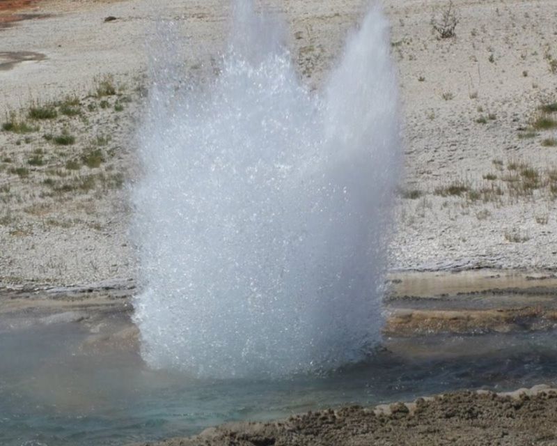 Jackson Hole:Guided Tours of Yellowstone Park & Teton 3-Days - Geological Formations