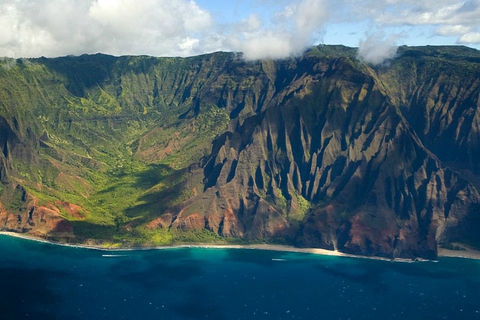 Kauai: Private Luxury Air Tour - Diverse Geography