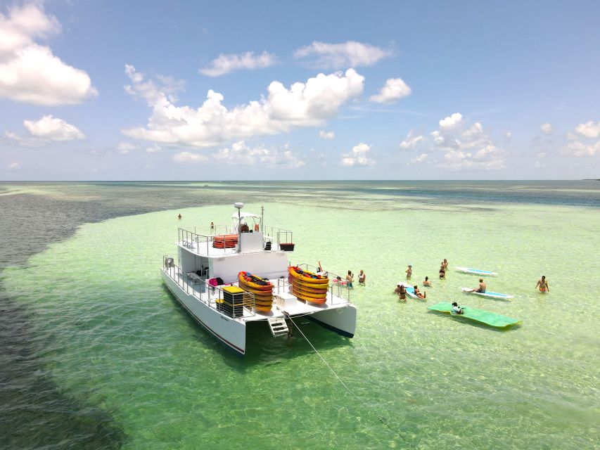 Key West: Sandbar Excursion & Kayak Tour With Lunch & Drinks - Refreshments