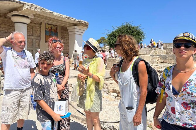 Knossos Palace With Transfer and Entry Ticket - Meeting and Pickup