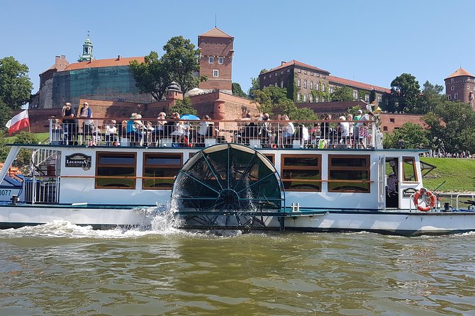 Krakow Vistula River 1 Hour Sightseeing Cruise - Inclusions and Amenities