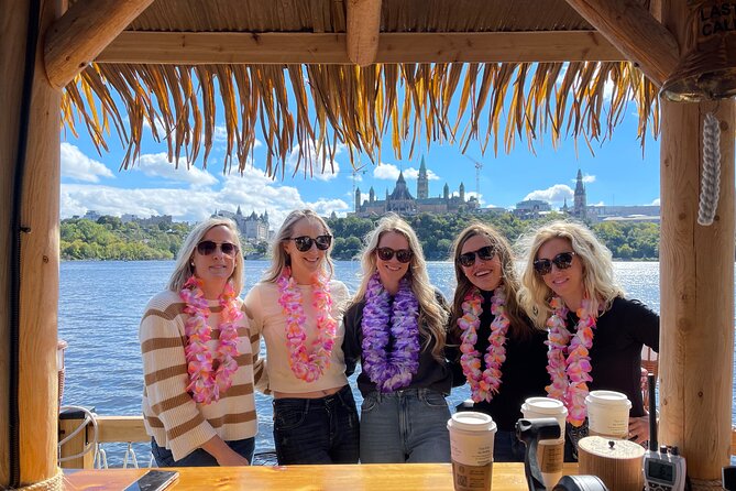 Lilo Floating Tiki Bar on the Ottawa River - Ideal for Celebrations