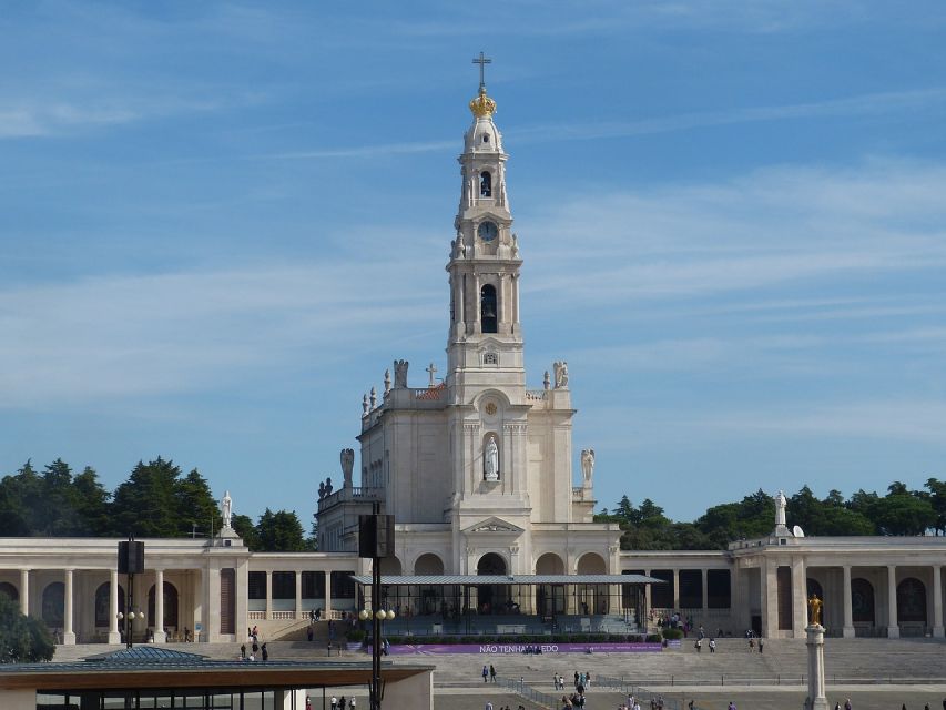 Lisbon: Guided Fatima Pilgrimage Tour With Pickup & Drop-Off - Fatima Sanctuary