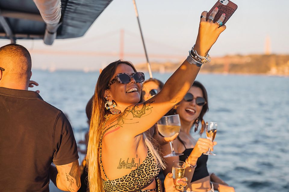 Lisbon: Sunset Catamaran Tour With Music and Drink - Included Amenities and Relaxation