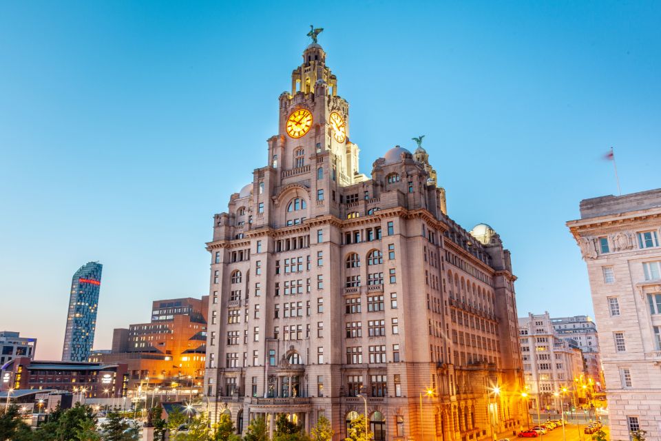 Liverpool: First Discovery Walk and Reading Walking Tour - Tour Details