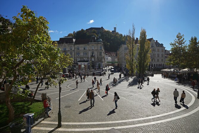 Ljubljana With Postojna Cave and Predjama Castle - Smal Group - Tour From Zagreb - Scenic Triple Bridge