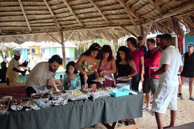 Los Haitises National Park and Cayo Levantado Island With Local Guides - Participant Information