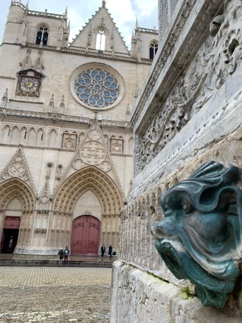 Lyon: Private Walking Tour of Lyons Traboules - Discovering Lyons Traboules