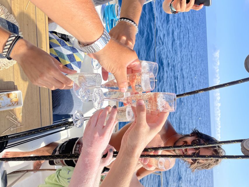 Madeira: Luxury Yacht & Sailing Sunset Tour - Additional Tour Information