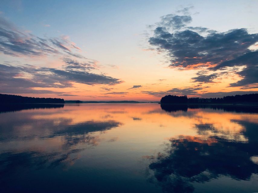 Midnight Sun Hike to the Shores of Lake Inari - Hiking Through Diverse Terrain