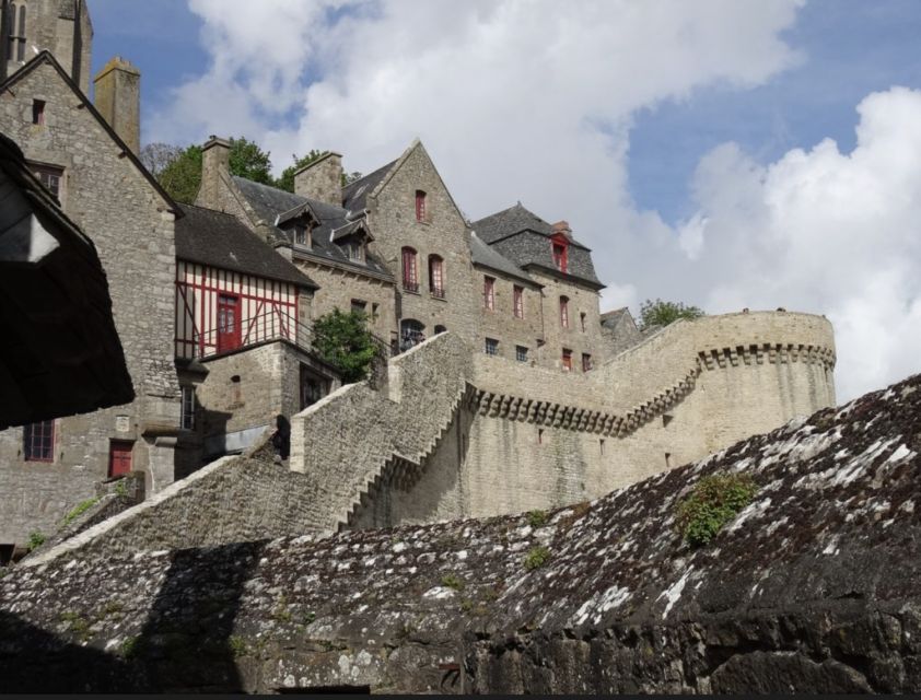 Mont-Saint-Michel: Private Walking Tour With Abbey Ticket - Exploring the Abbeys History