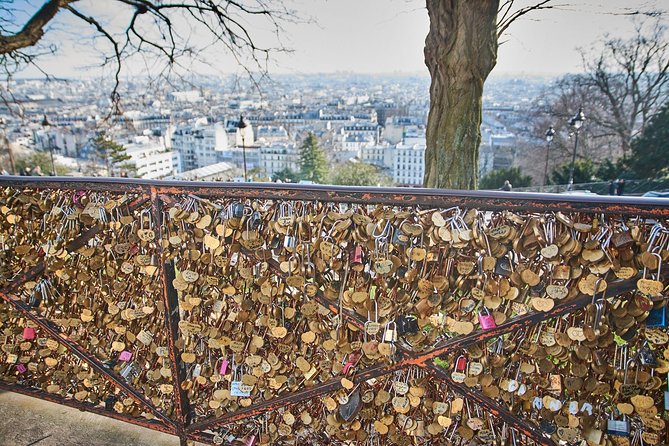 Montmartre Private Walking Tour - Local Parisian Insights