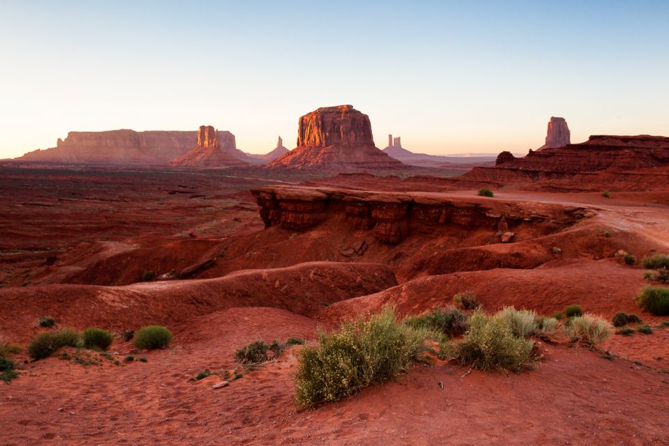 Monument Valley: Sunset Tour With Navajo Guide - Transportation and Group Size