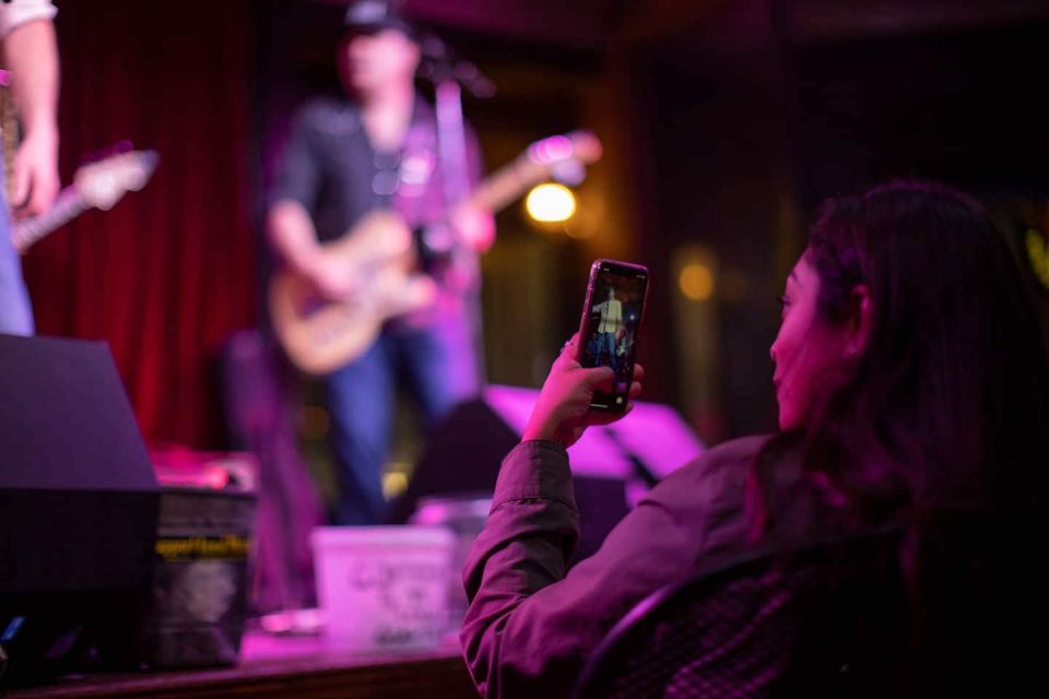 New Orleans: Frenchmen Street VIP Live Music Pub Crawl - Immersive Music Scene